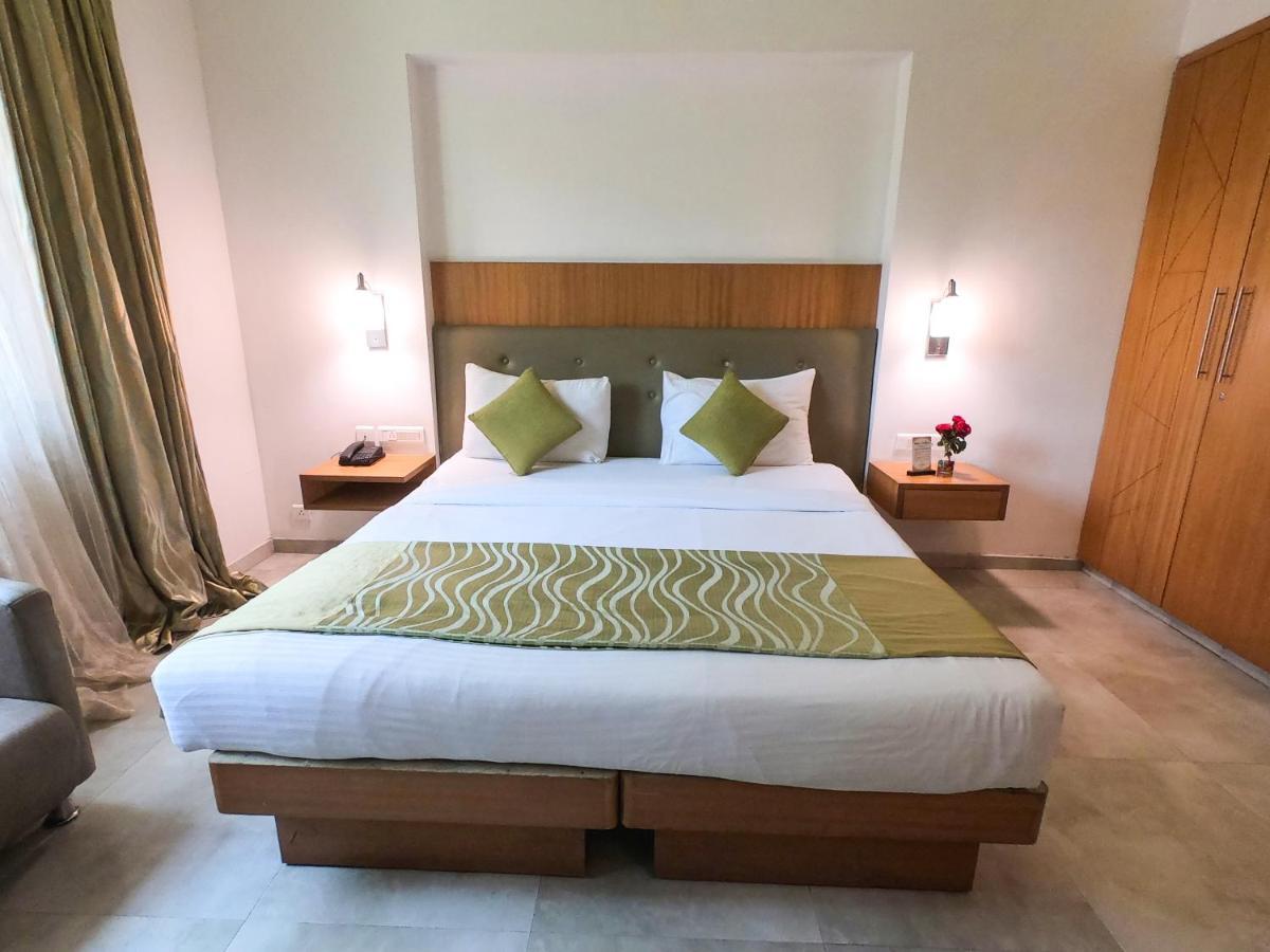 The Verda Saffron Hotel Mangalore Exterior photo