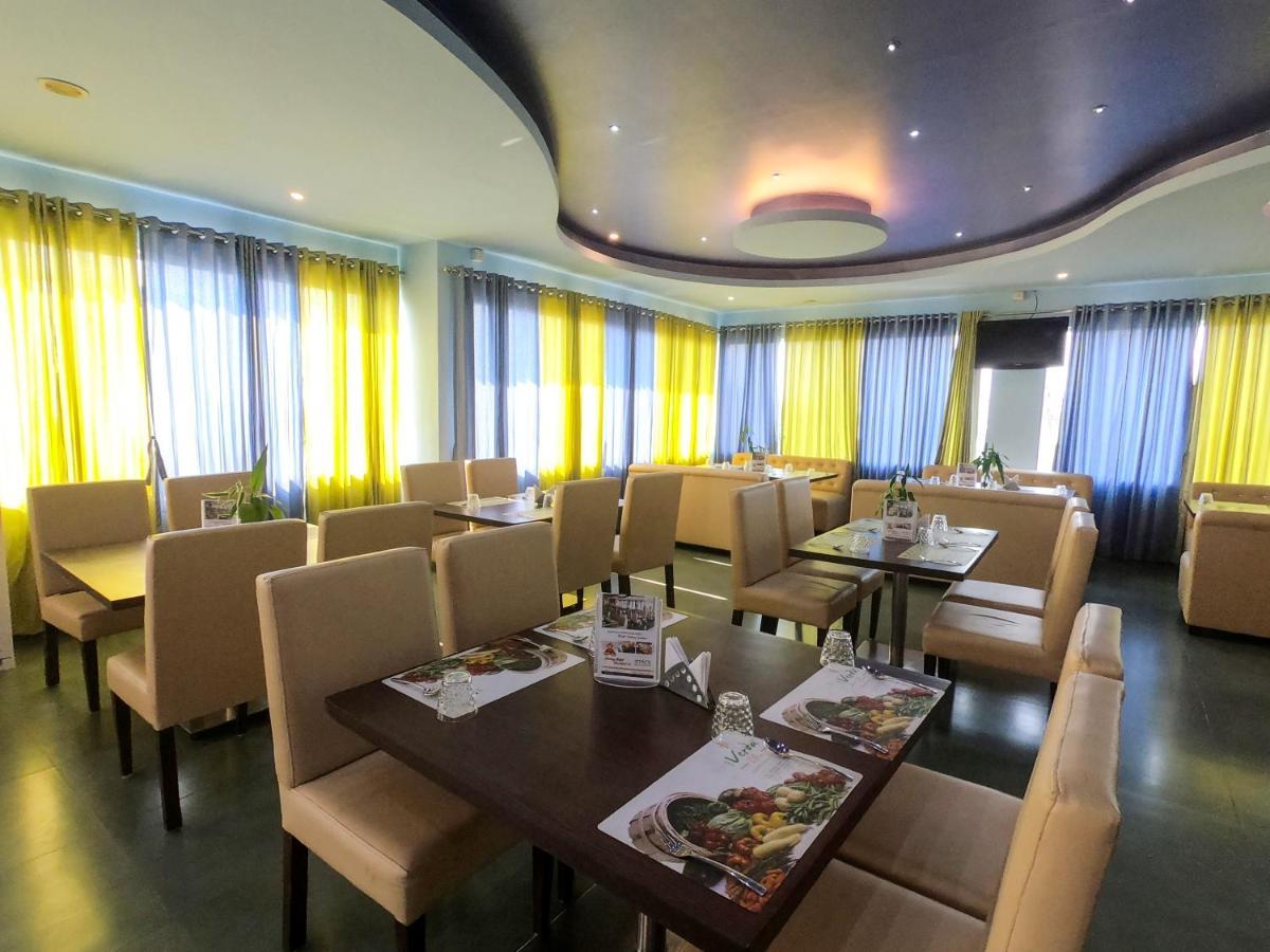 The Verda Saffron Hotel Mangalore Exterior photo