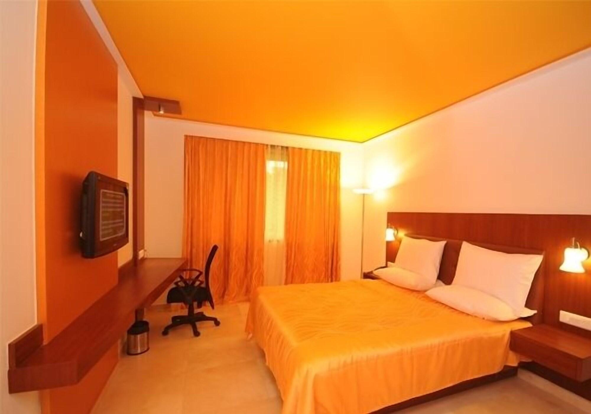The Verda Saffron Hotel Mangalore Exterior photo