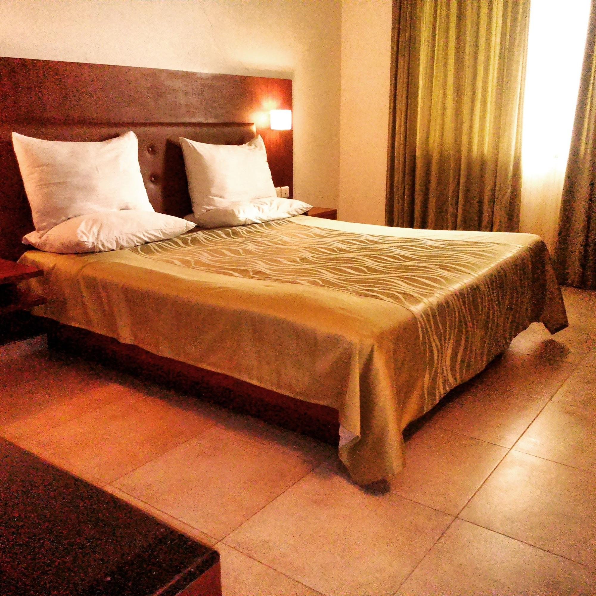 The Verda Saffron Hotel Mangalore Exterior photo