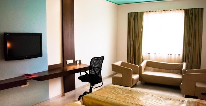 The Verda Saffron Hotel Mangalore Exterior photo