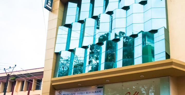 The Verda Saffron Hotel Mangalore Exterior photo
